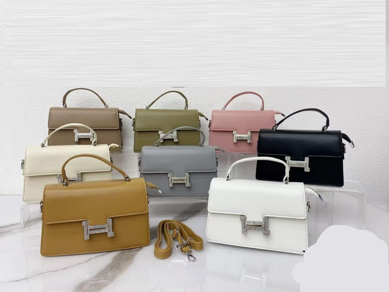 Luxury Top-Handle Bag – Structured, Stylish & Sophisticated